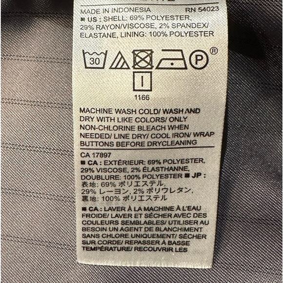 Banana Republic Women's 4 Petite Classic Black Two Button Blazer - Picture 6 of 6